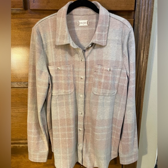 Flannel - Picture 2 of 5